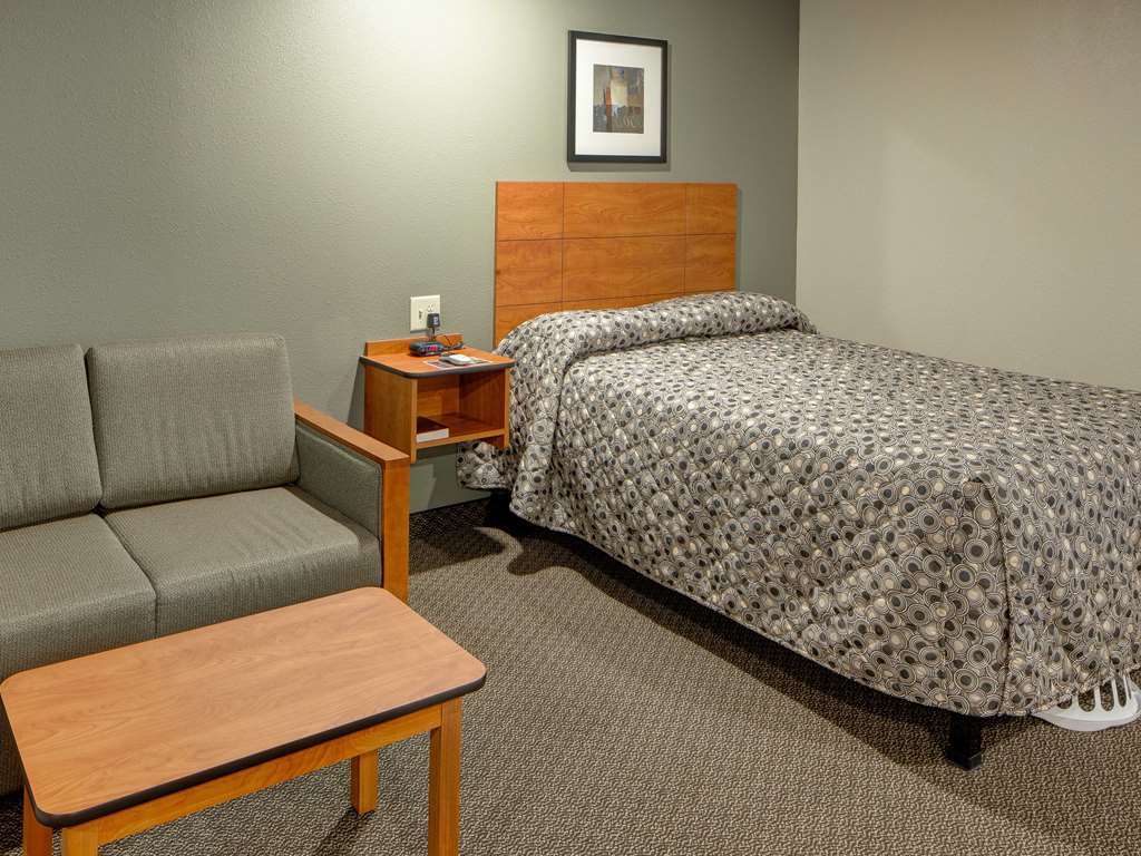 Woodspring Suites Lincoln Northeast I-80 Habitación foto